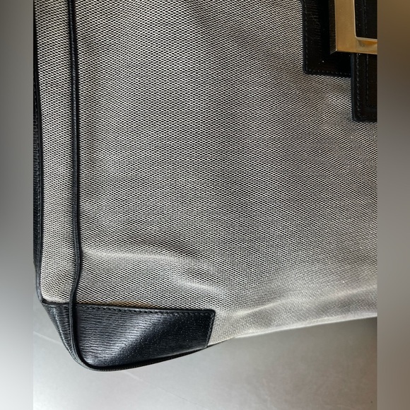 GUCCI Authentic Woven Top Handle Satchel Leather Accent Logo Clasp Career Bag - Picture 12 of 13